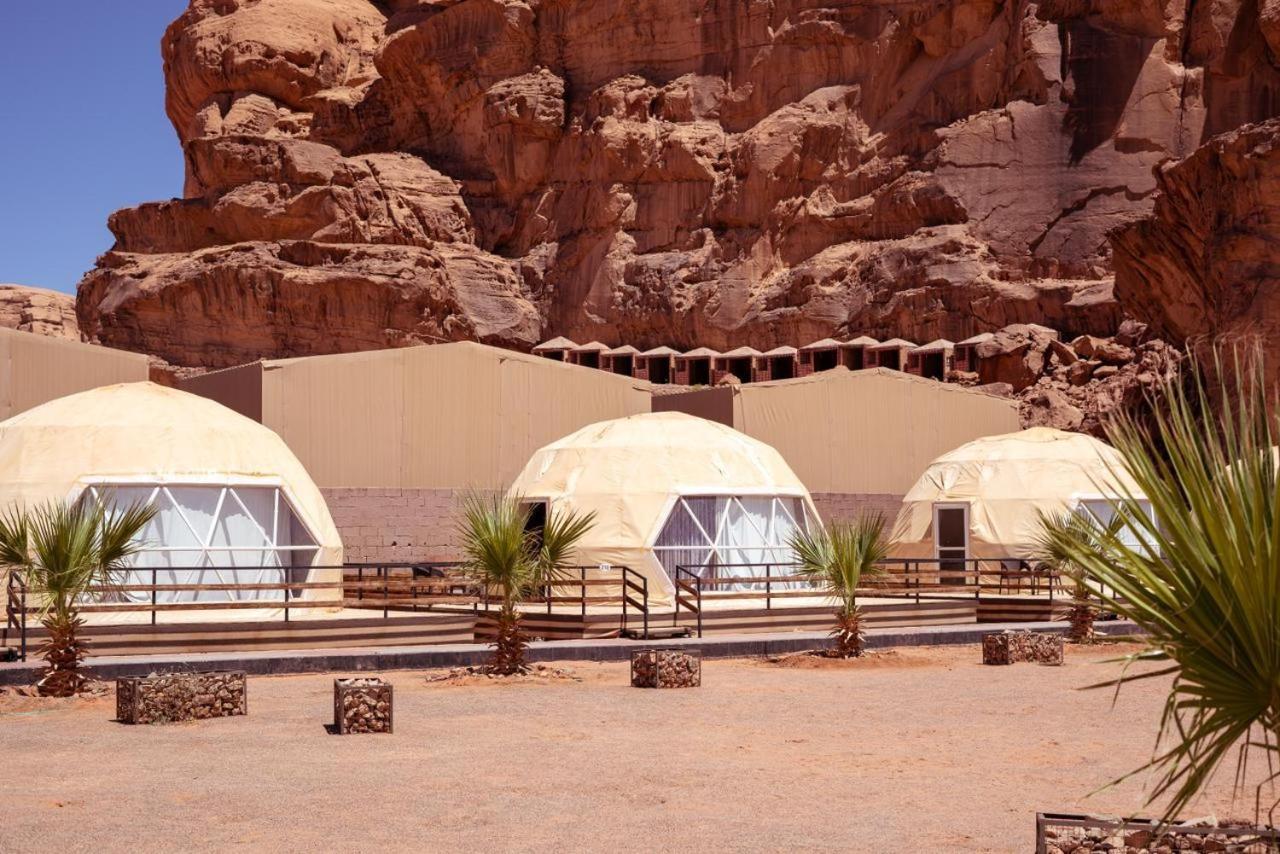 Al Sultana Luxury Camp Villa Wadi Rum Exterior photo